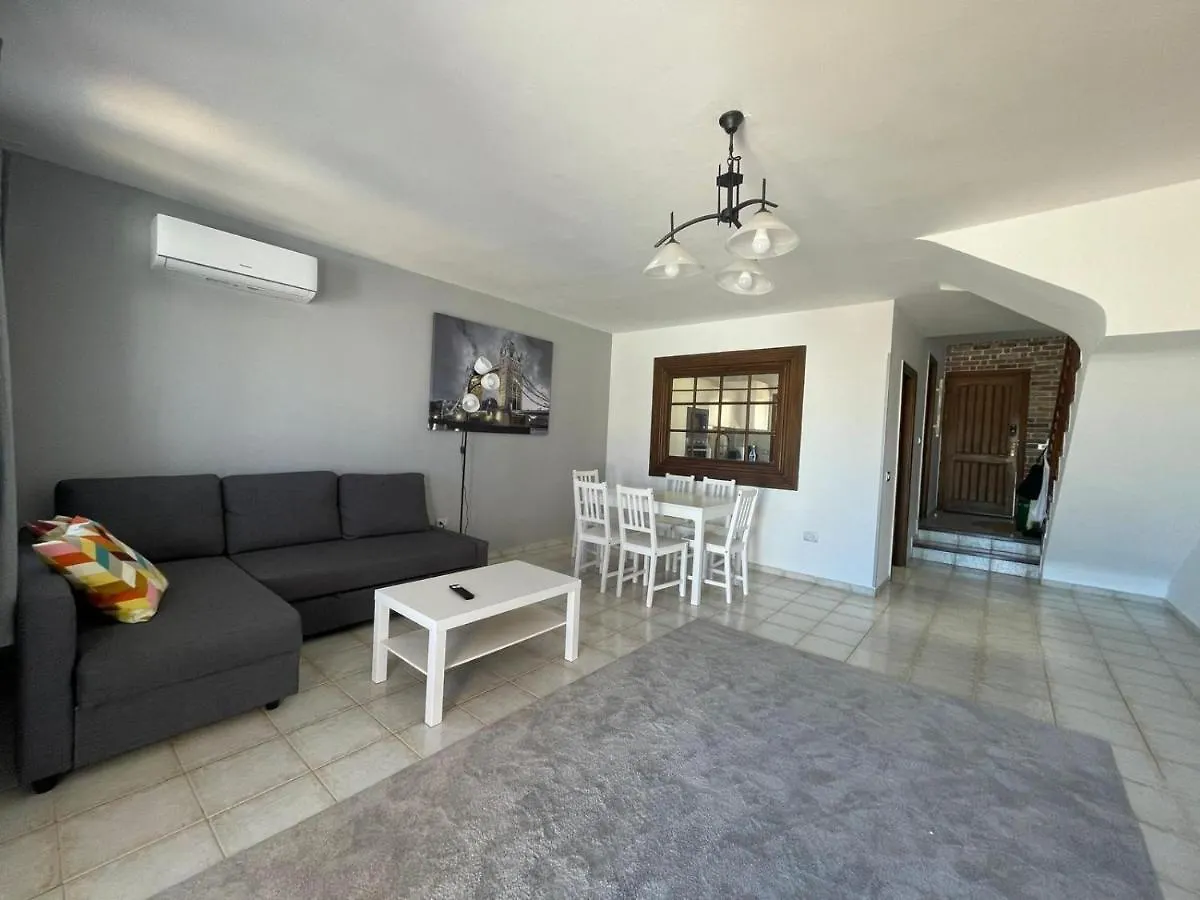 Magnifico Chalet En Chayofa Spain
