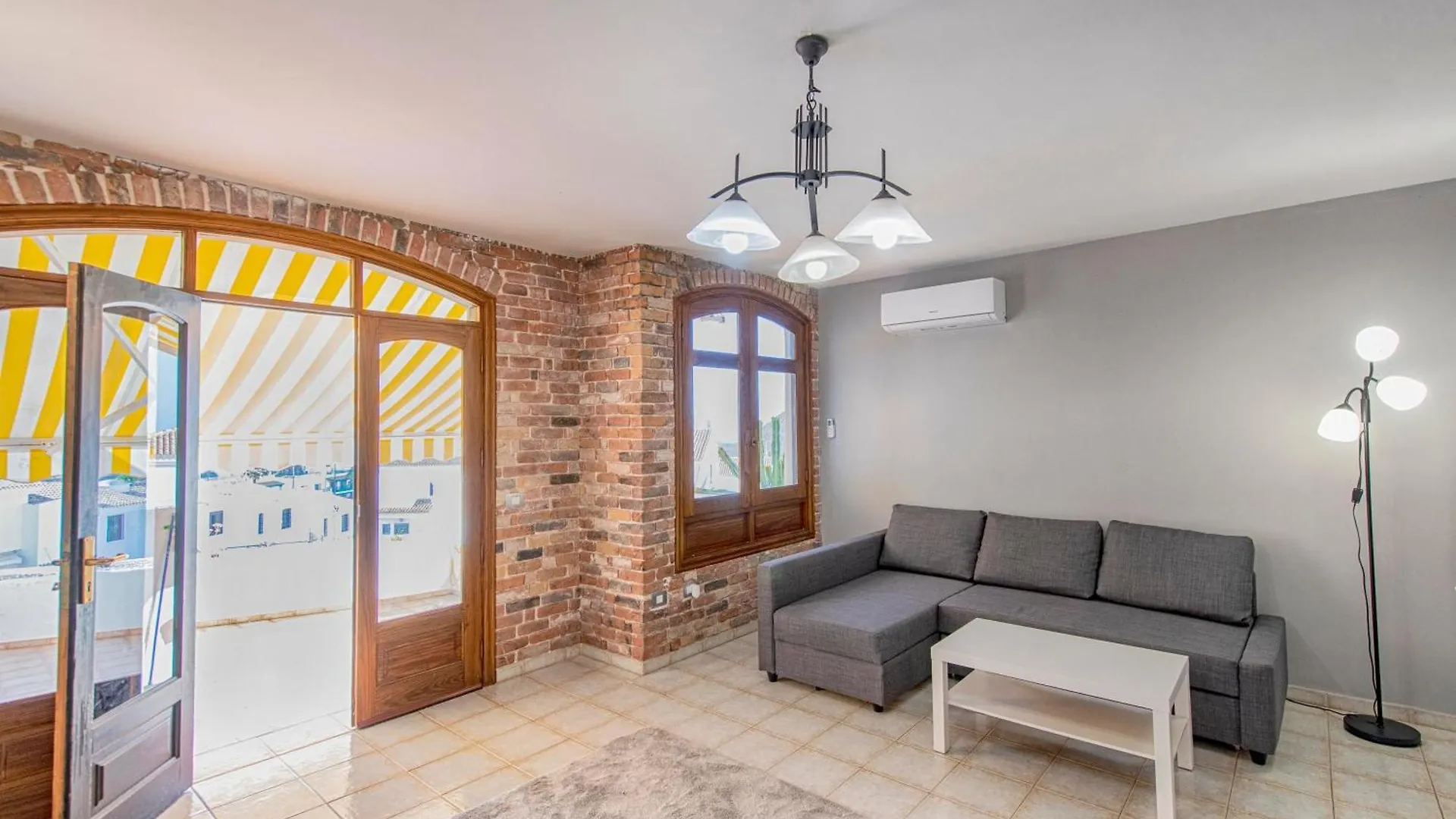 Magnifico Chalet En Chayofa